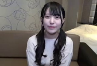 高颜值妹子透视装双人啪啪秀上位骑坐各种方向近距离特写后入